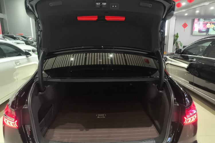 Used Audi A6L 2024 45 TFSI quattro Prestige Dynamic Edition
