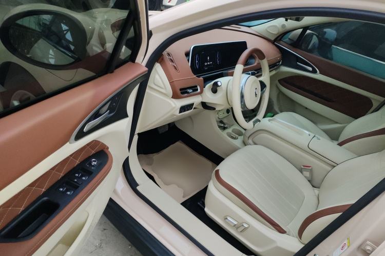 Used ORA Good Cat 2023 401 km Standard Range Prestige Version Lithium Iron Phosphate