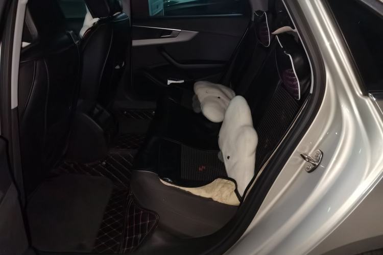 Used Audi A4L 2018 30th Anniversary Edition 40 TFSI Trendy Model