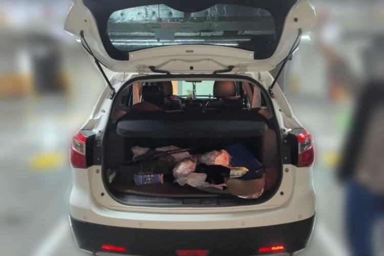 Used Suzuki S-Cross 2014 1.6L CVT Two-Wheel Drive Elite Version Trunk