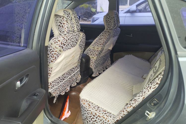 Used Hyundai Celesta 2011 1.6L Automatic Comfort Edition Left Rear Seat