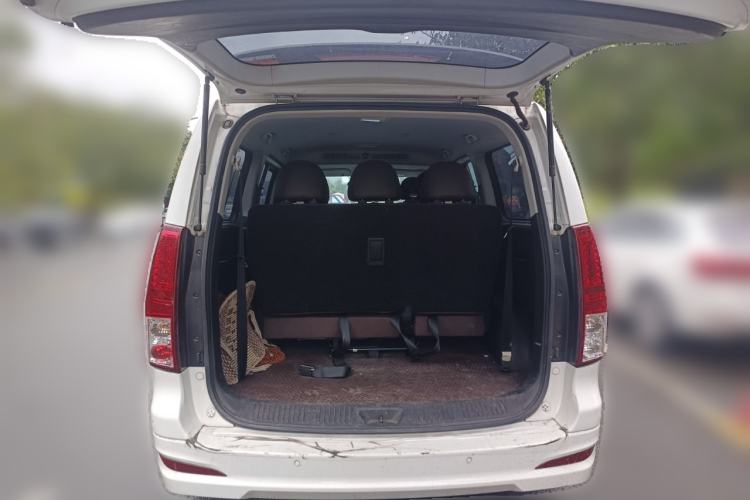 Used FORTHING Lingzhi PLUS 2021 2.0L Manual Standard Version CNG 7 Seats
