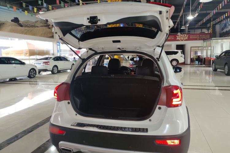 Used Haval H1 2016 Blue Label 1.5L AMT Luxury Model
