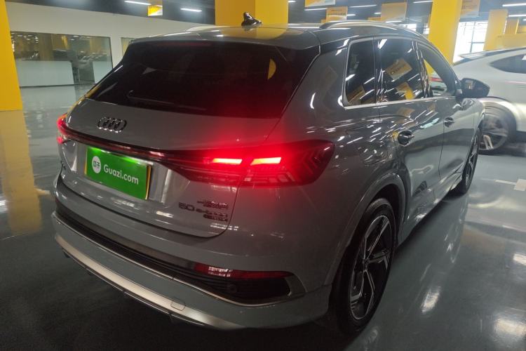 Used Audi Q4 e-tron 2022 50 e-tron quattro Visionary Edition
