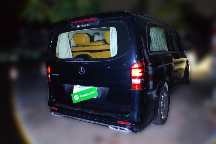 Used Mercedes-Benz Vito 2020 2.0T Elite Version 7 Seats Rear Right 45 Deg