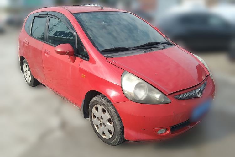 Used Honda Fit 2007 1.3L CVT Comfort Edition Front Right 45 Deg