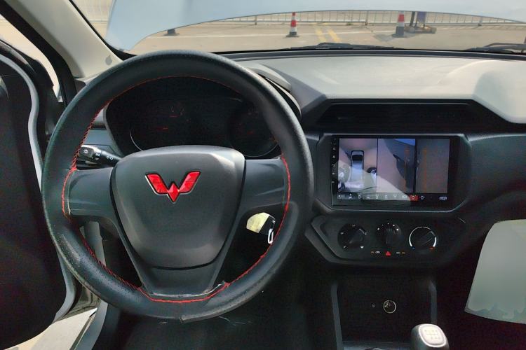 Used Wuling Hongguang 2021 1.5L S Standard Version LAR