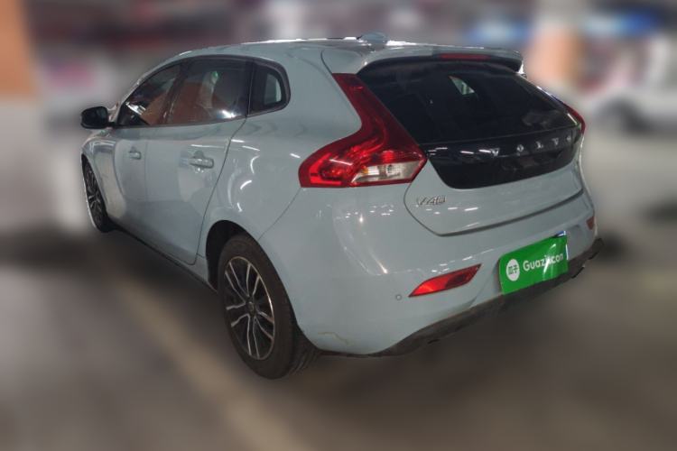 Used Volvo V40 2017 T3 Zhiyi Edition