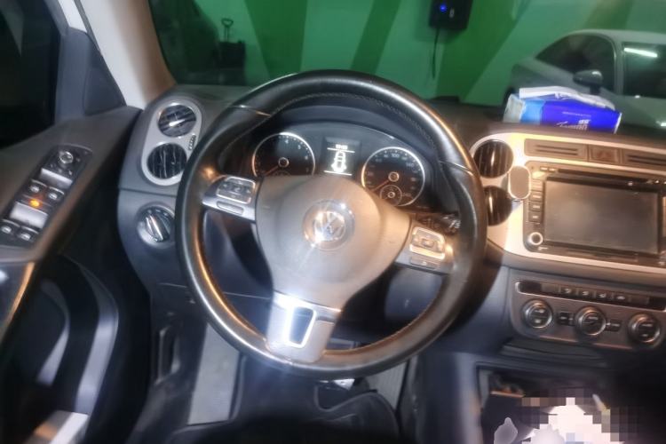 Used Volkswagen Tiguan 2013 1.8 TSI Automatic Two-Wheel Drive Comfort Edition Steering Wheel