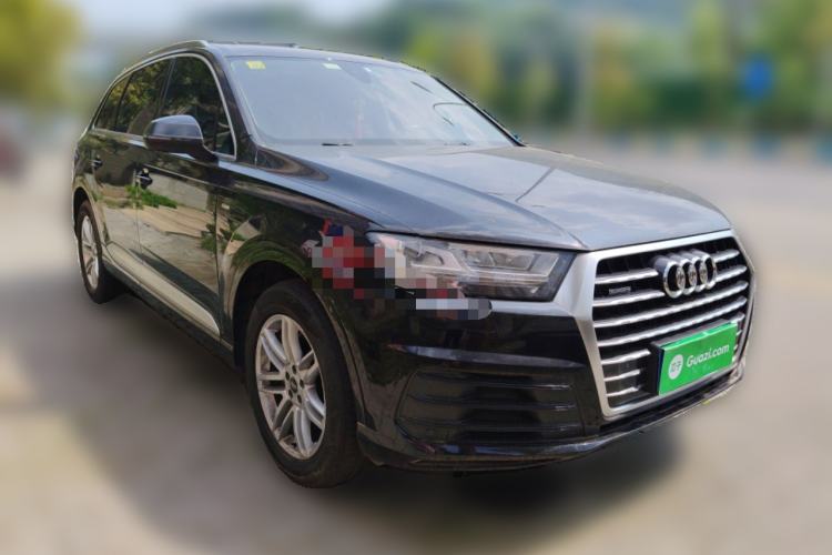 Used Audi Q7 2018 40 TFSI S line Sport Edition Front Right 45 Deg