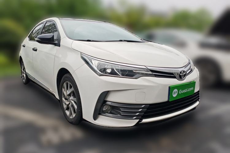 Used Toyota Corolla 2017 Revised Version 1.2T S-CVT GL-i Leather Edition Front Right 45 Deg