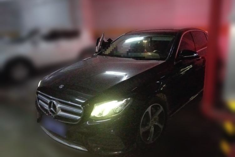 Used Mercedes-Benz E-Class 2018 E 300 L Sport Luxury Edition Guazi used car, China used car export, Used car for sale, Used cars, Cheapest cars for sale