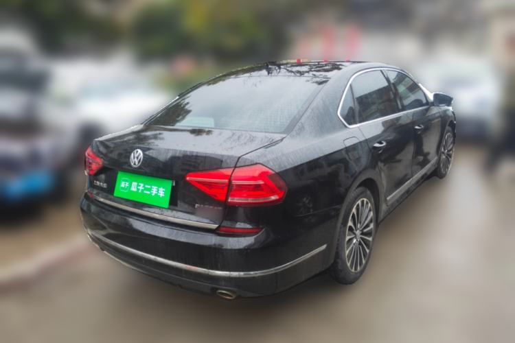 Used Volkswagen Passat 2016 330TSI DSG Luxury Edition Rear Right 45 Deg