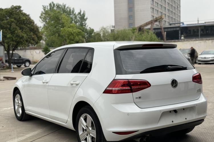 Used Volkswagen Golf 2016 230TSI Automatic Comfort Version Exterior 1