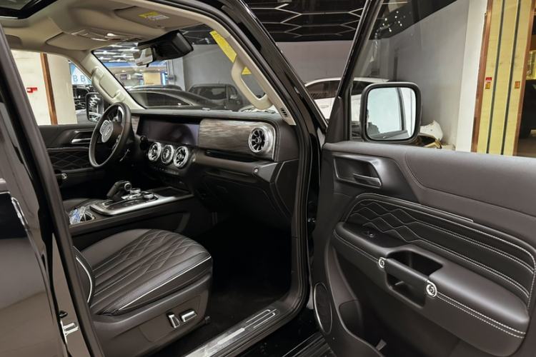 Used Tank 300 2024 2.0T Challenger
