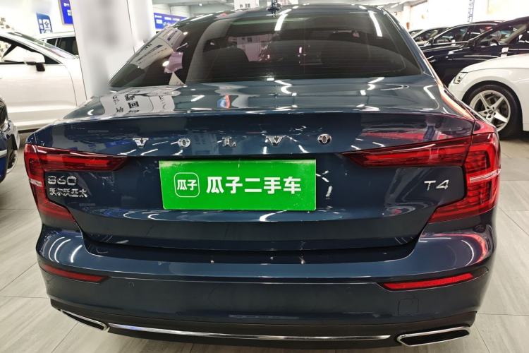 Used Volvo S60 2020 T4 Zhiyi Luxury Edition