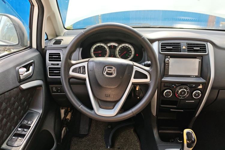 Used Suzuki Liana A6 2015 Sedan 1.4L Manual Enjoyment Model
