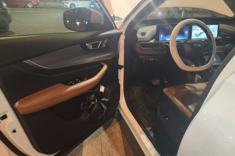 Used Chery Tiggo 8 PLUS 2021 290TGDI DCT Luxury Edition
