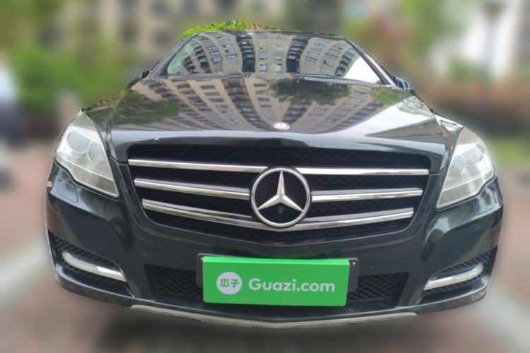 Used Mercedes-Benz R-Class 2011 R 350 L 4MATIC