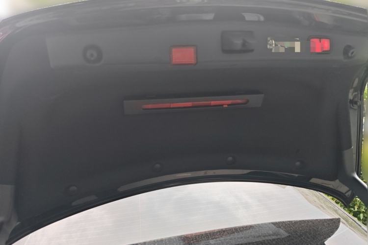 Used Mercedes-Benz E-Class 2023 Updated E 300 L Fashion Edition Trunk