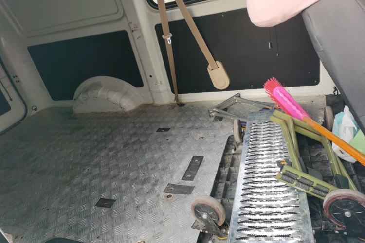 Used CHANGAN KAICHENG Ruixing EM80 2023 Side-Hinged 5-Seater Comfort Version 38.7 kWh