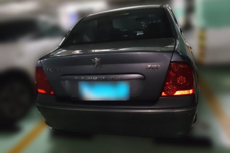 Used Peugeot 307 2010 Sedan 1.6L Automatic Luxury Edition
