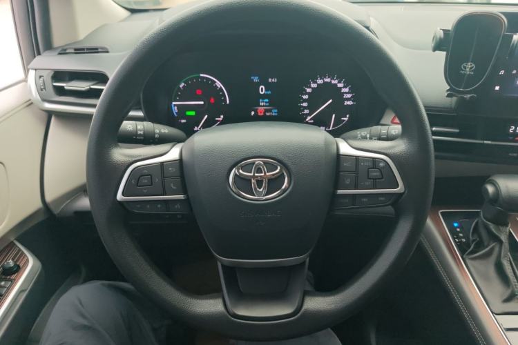 Used Toyota Granvia 2024 2.5L Hybrid Comfort Edition