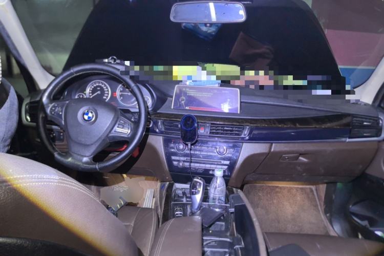 Used BMW X5 2015 xDrive28i Center Console