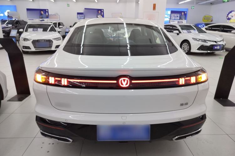 Used CHANGAN Eado 2026 Model, Fourth Generation, 1.5T 500Bar Smart Enjoyment Edition
