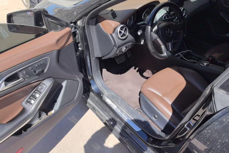 Used Mercedes-Benz CLA 2014 CLA 260 4MATIC Driver Seat