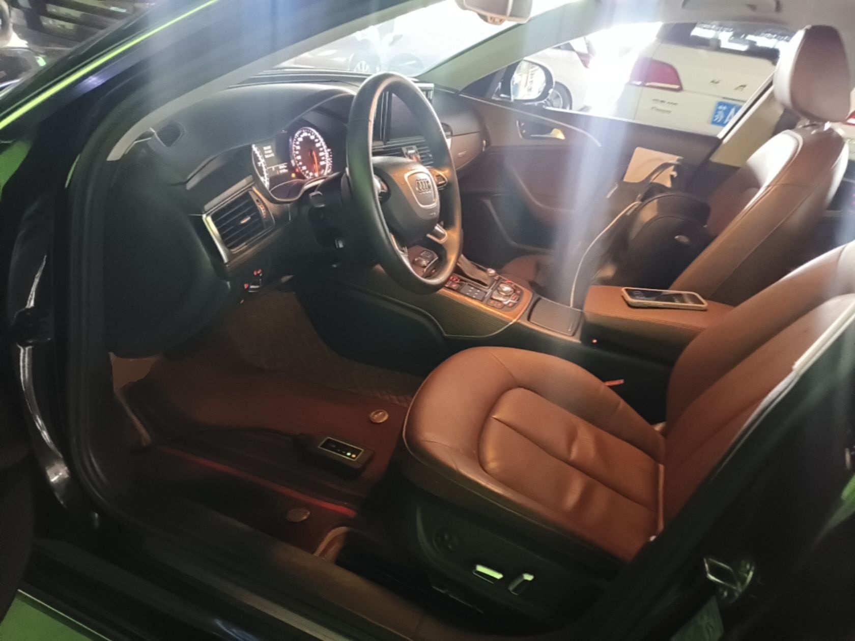 Interior delantero