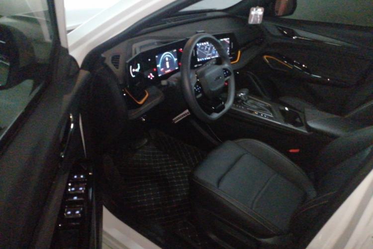 Used Oshan X5 PLUS 2023 Revised 1.5T DCT Pioneer Edition
