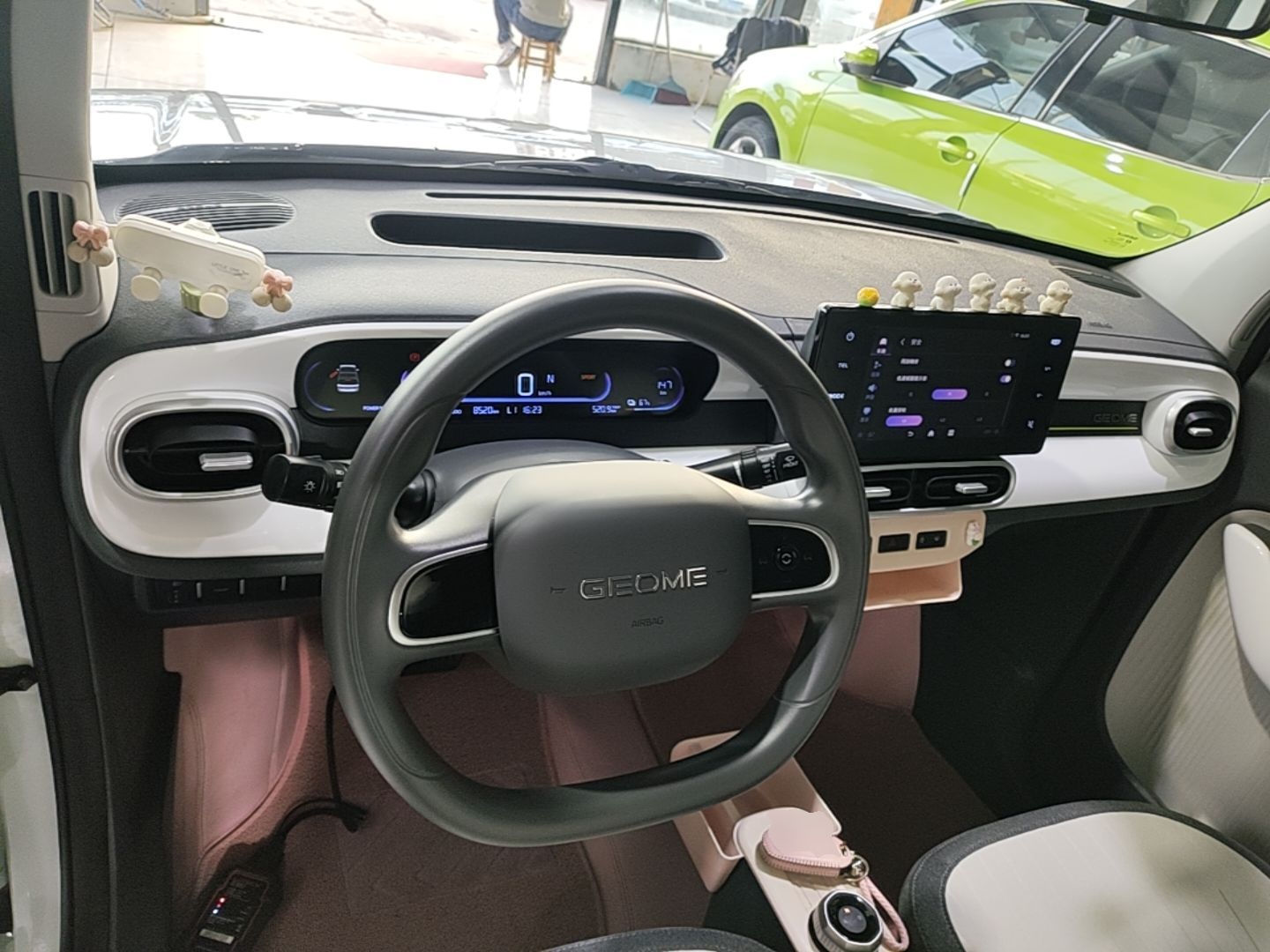 Geely Galaxy Panda 2025 210 km – Yuanqi Bear — снимка 12