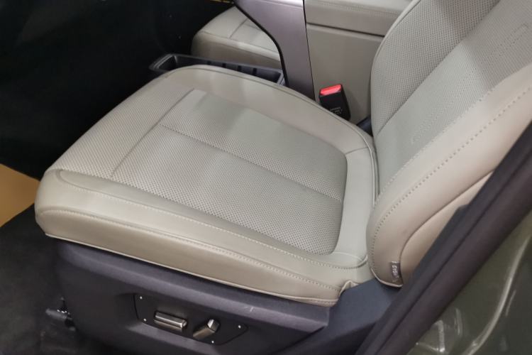 Used iCAR V23 2025 501 Four-Wheel Drive Intelligent Driving Version