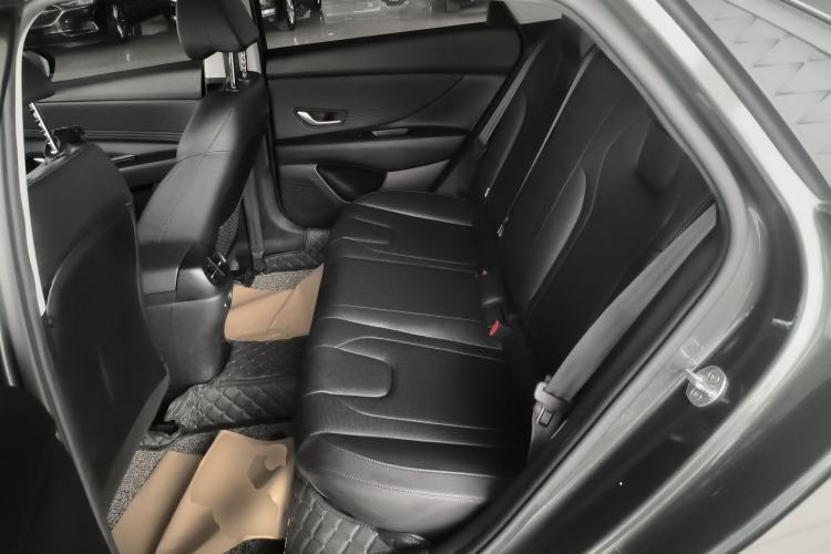 Used Hyundai Elantra 2023 1.5L CVT GLX Elite Edition
