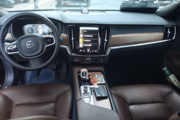 Used Volvo S90 2021 B5 Zhiyi Luxury Edition
