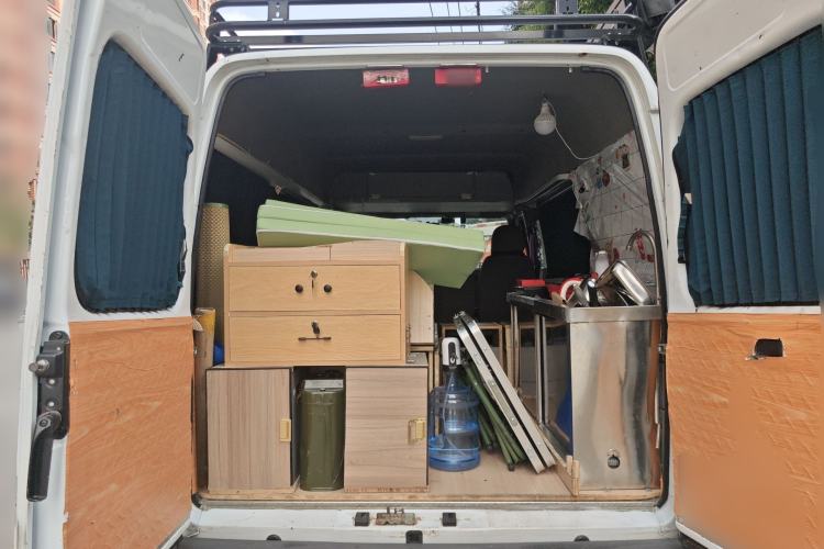 Used JMC Transit 2019 2.8T Commercial Version Short Wheelbase Mid-Roof 6-Seater China VI JX493 Trunk