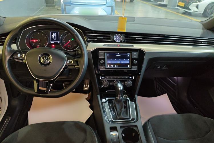 Used Volkswagen FAW-Volkswagen CC 2019 330TSI Huayan Edition China VI
