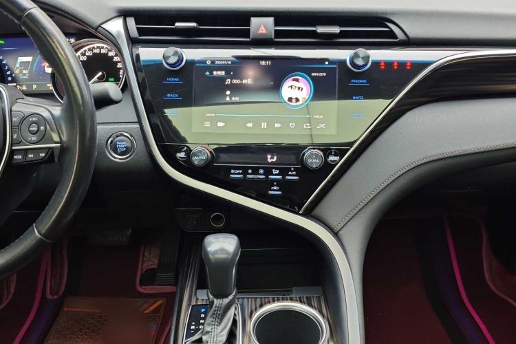 Used Toyota Camry 2019 Revised Version 2.0G Luxury Edition Audio And AC Panel