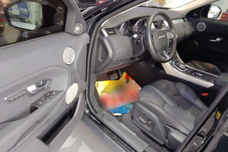 Used Land Rover Range Evoque 2015 2.0T Five-Door Zhiyao Edition Driver Seat