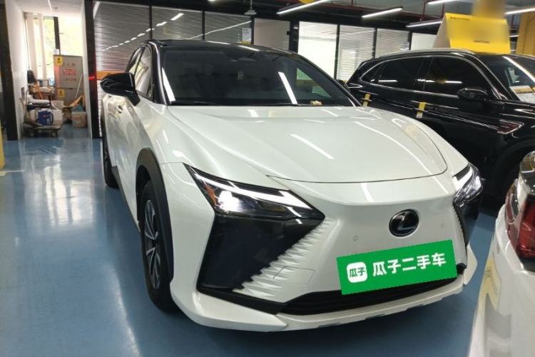 Used Lexus RZ 2023 450e All-Wheel Drive Luxury Edition Front