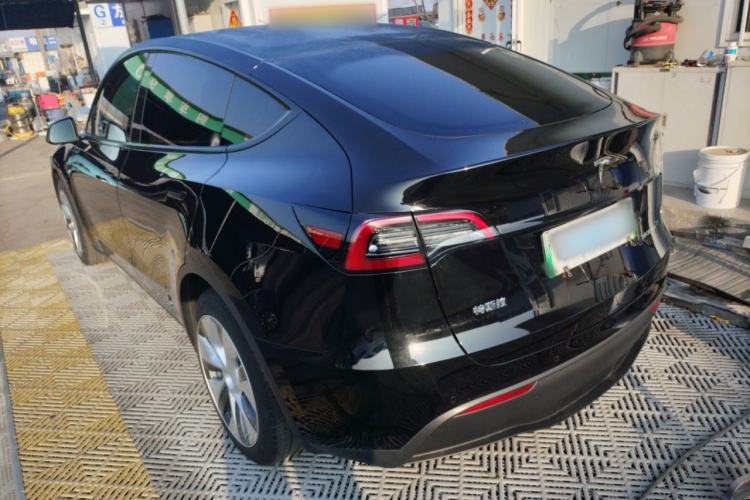 Used Tesla Model Y 2022 Rear-Wheel-Drive Version
