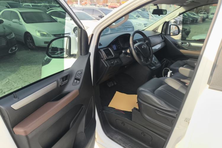 Used SAIC MAXUS G10 2019 Facelift PLUS 2.0T Automatic Elite Edition China VI