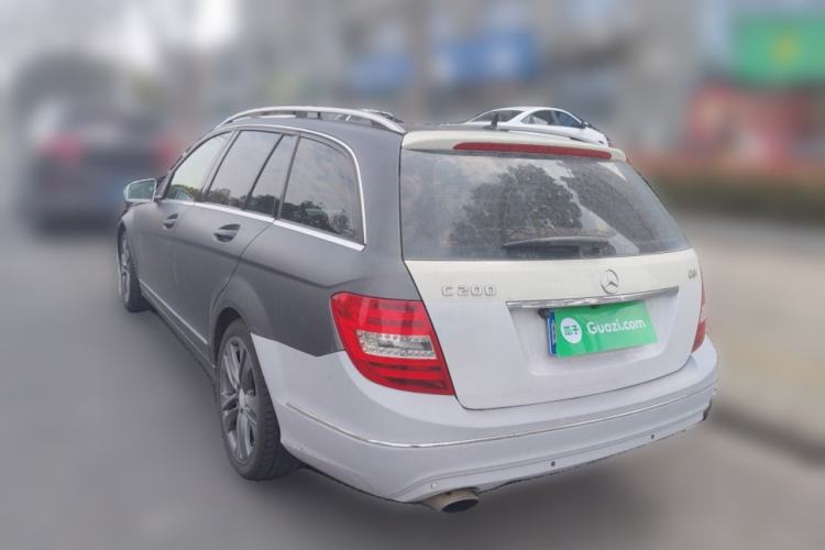 Used Mercedes-Benz C-Class 2011 C 200 Fashion Travel Edition