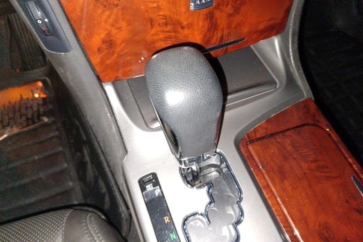 Used Toyota Crown 2012 2.5L Royal Leather Edition