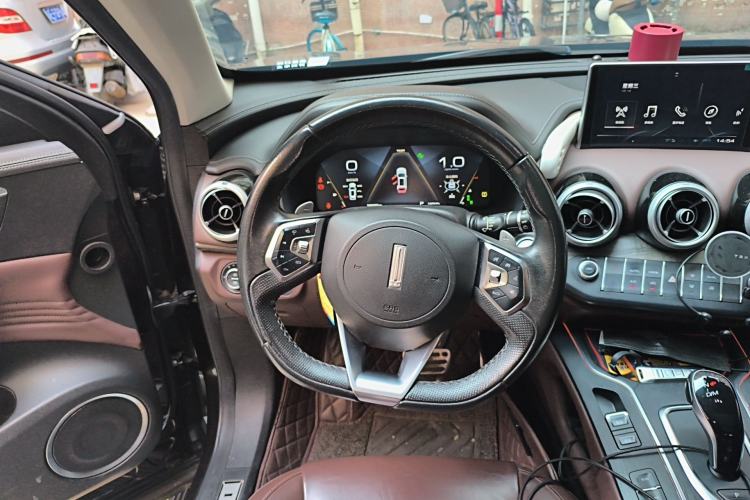 Used Wey VV7 2019 Upgraded Model 2.0T Flagship Version China VI
