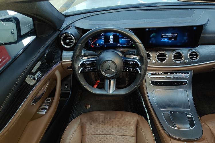 Used Mercedes-Benz E-Class 2021 E 300 L Sporty and Stylish Model Steering Wheel