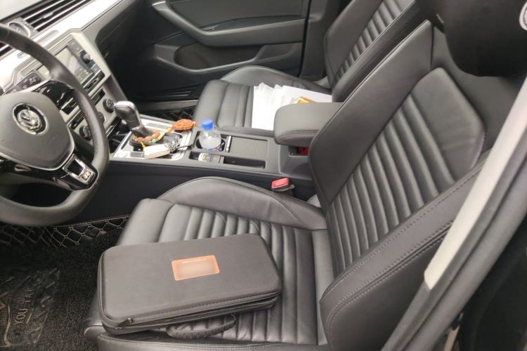 Used Volkswagen Magotan 2018 280TSI DSG Comfort Model Left Front Seat