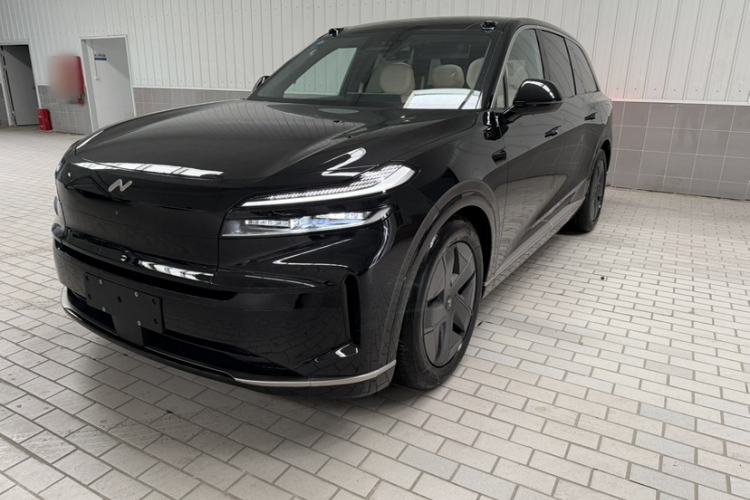 Used ONVO Luxeed L90 2025 Model—Ultra Six-Seater Version