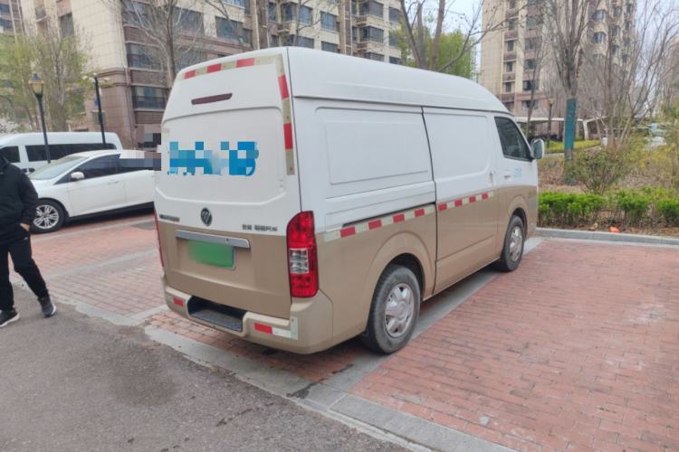 Used Foton Scenic G7 2017 2.0L Short-Wheelbase Commercial Van High-Roof 2-Seater 4Q20M
